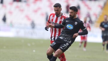 FIFA’dan 1. Lig ekibine üç dönem ceza