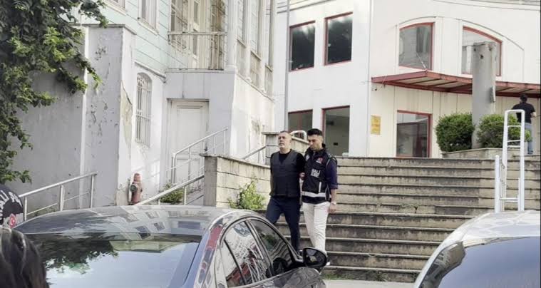 Haluk Levent’e memleketinde büyük tepki. “Maaşımın yüzde 85’ini vermiştim”