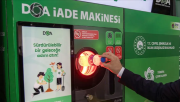 Her getirene 1 lira veriliyor. DOA makinelerine bir günde 1,5 milyon şişe atıldı