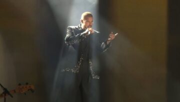 İstanbul’da Latin rüzgarı. Ricky Martin 15 yıl aradan sonra konser verdi