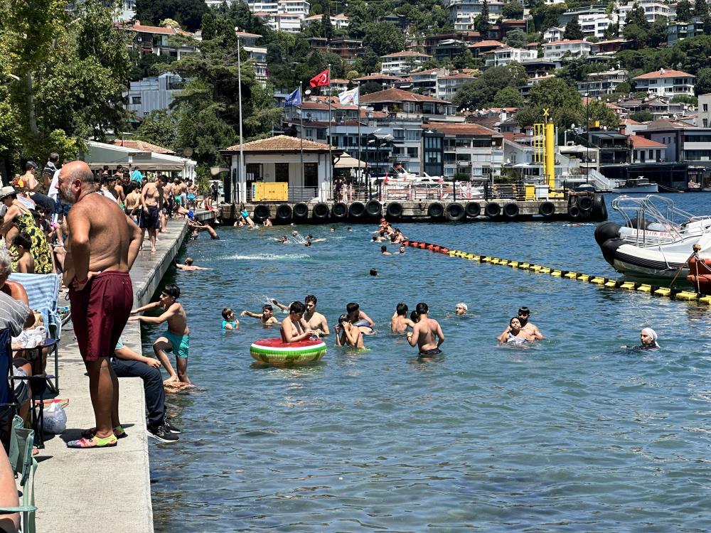 İstanbul’da sıcak hava bunalttı: “Sucuk gibi kavruluyoruz”