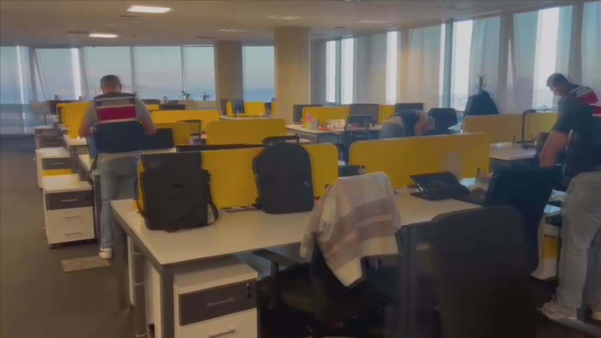 İstanbul’da yasa dışı bahis operasyonu: Bir holding ve 25 şirketine el konuldu
