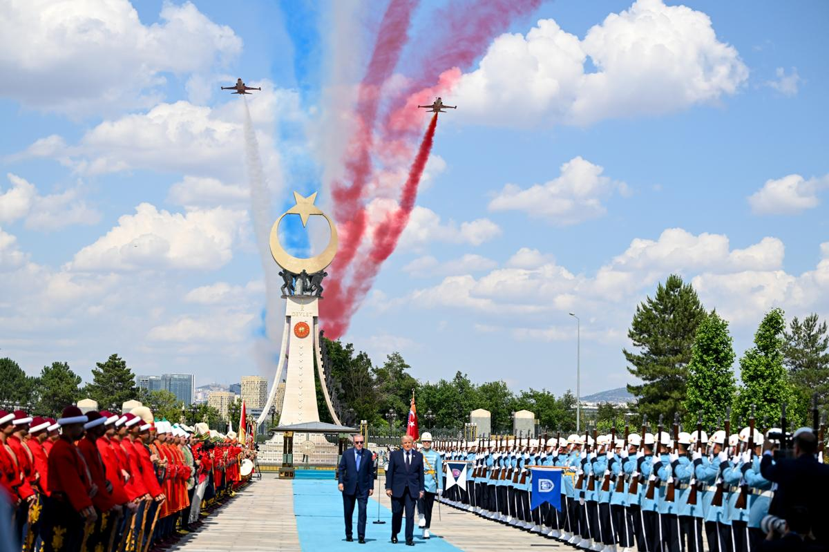 İşte Türk Yıldızları’nın selamlama uçuşunun kokpit görüntüleri