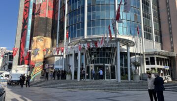 İzmit Belediye Başkanı Fatma Kaplan Hürriyet görevden uzaklaştırıldı