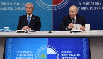 Kazakistan Cumhurbaşkanı Tokayev, Putin ile görüştü. Ukrayna’da “İstanbul müzakerelerine dönülsün” önerisi