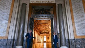 Louvre’da tarihi soygunun yaşandığı galeri yeniden açıldı