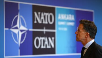 NATO karargahında casus alarmı