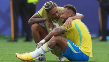 Neymar, milli takıma gözyaşlarıyla veda etti