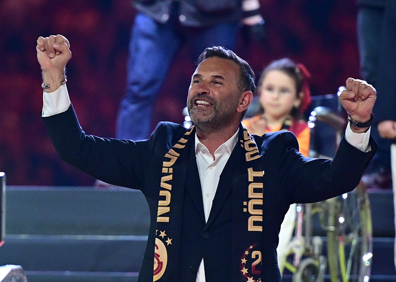 Okan Buruk, bir kez daha Galatasaray tarihine geçti