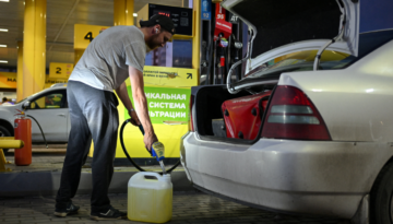 Petrol devi Rusya’da yakıt krizi derinleşiyor