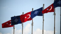 PTT’den “NATO Zirvesi”ne özel anma pulu ve ilk gün zarfı