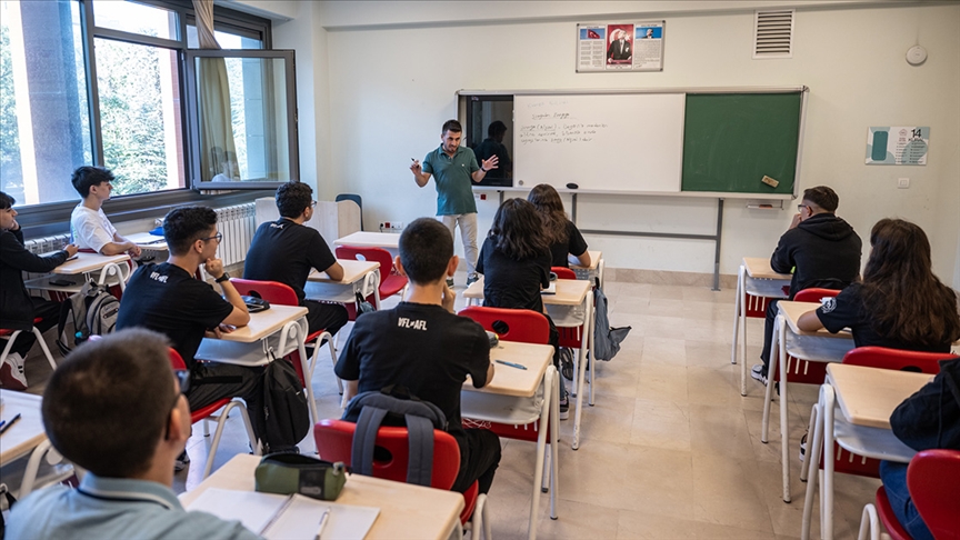 Resmi Gazete’de yayımlandı. MEB’den ek ücreti düzenlemesi