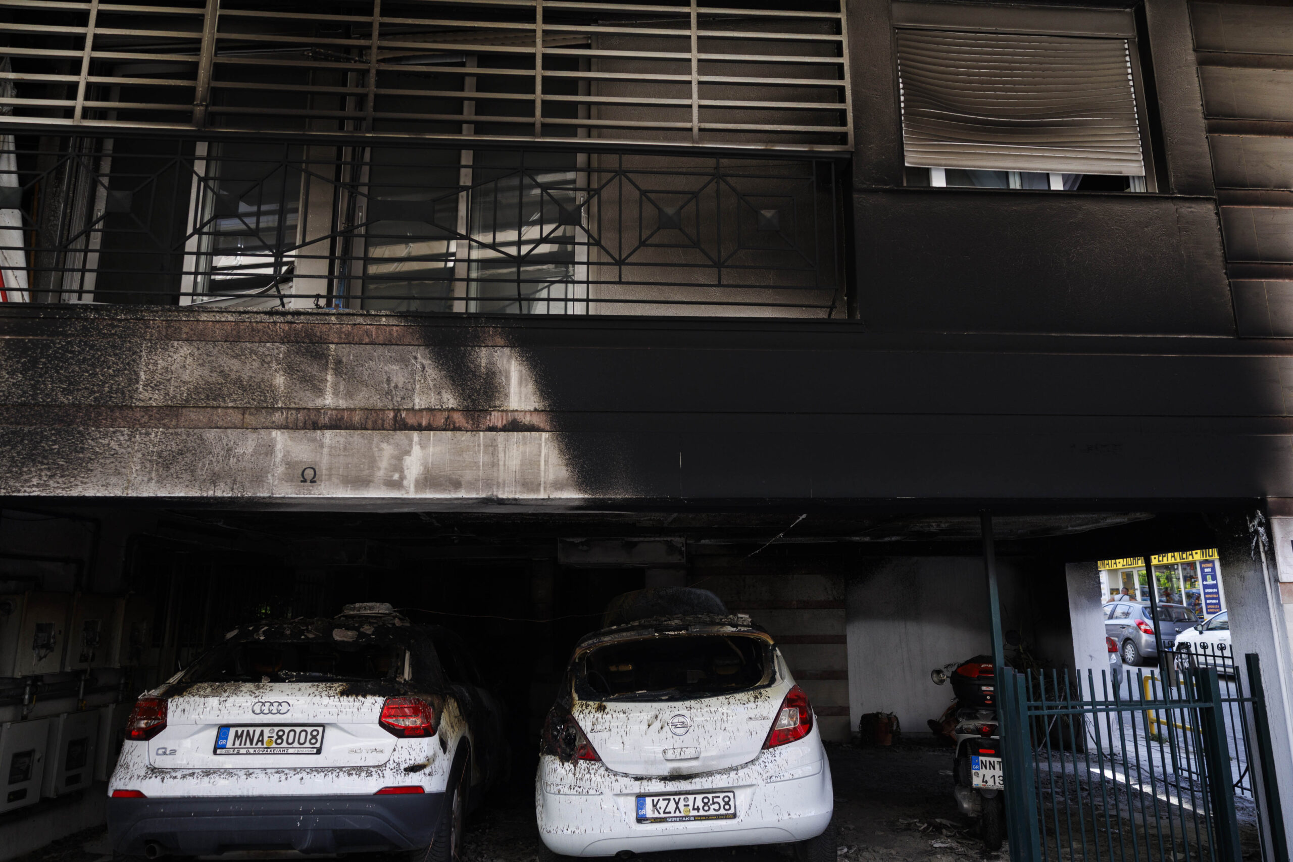 Selanik’te siyasetçinin evine saldırı. İktidar partisi yöneticisinin annesi öldü