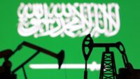Suudi Arabistan, petrol fiyatlarında tarihin en büyük indirimine gitti