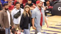 Taylor Swift ve Travis Kelce çiftinden düğün öncesi yüksek miktarda bağış