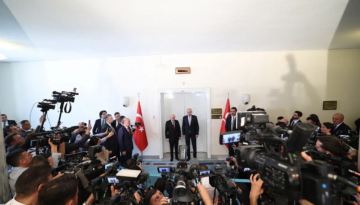 TBMM Başkanı Kurtulmuş’un süreç yasası turu sürüyor. Bugünkü ilk ziyaret İYİ Parti’ye
