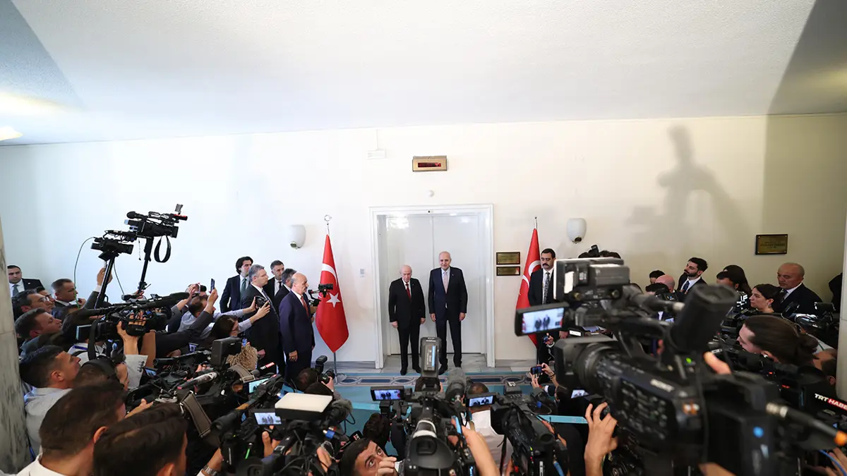 TBMM Başkanı Kurtulmuş’un süreç yasası turu sürüyor. Bugünkü ilk ziyaret İYİ Parti’ye