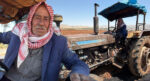 Toprağı kara saban ve atla sürdü, traktörü ekmek kapısı oldu. Artık kiracısı olduğu tarlanın sahibi