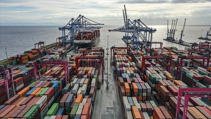 Trump yönetiminin ABD’nin 60 ticaret ortağına getirdiği yeni tarifelere karşı dava açıldı