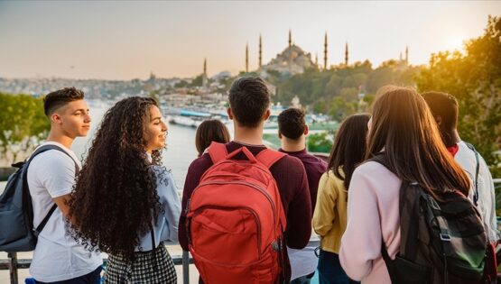 Türk gençlerinin sayısı bile yetti. Tam 117 ülkeyi geride bıraktı, Avrupa’nın en genç nüfuslu ülkesi