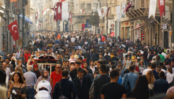 Türkiye, dünyadan daha uzun yaşıyor. TÜİK açıkladı, kadın ve erkeklerin ömür süresi belli oldu