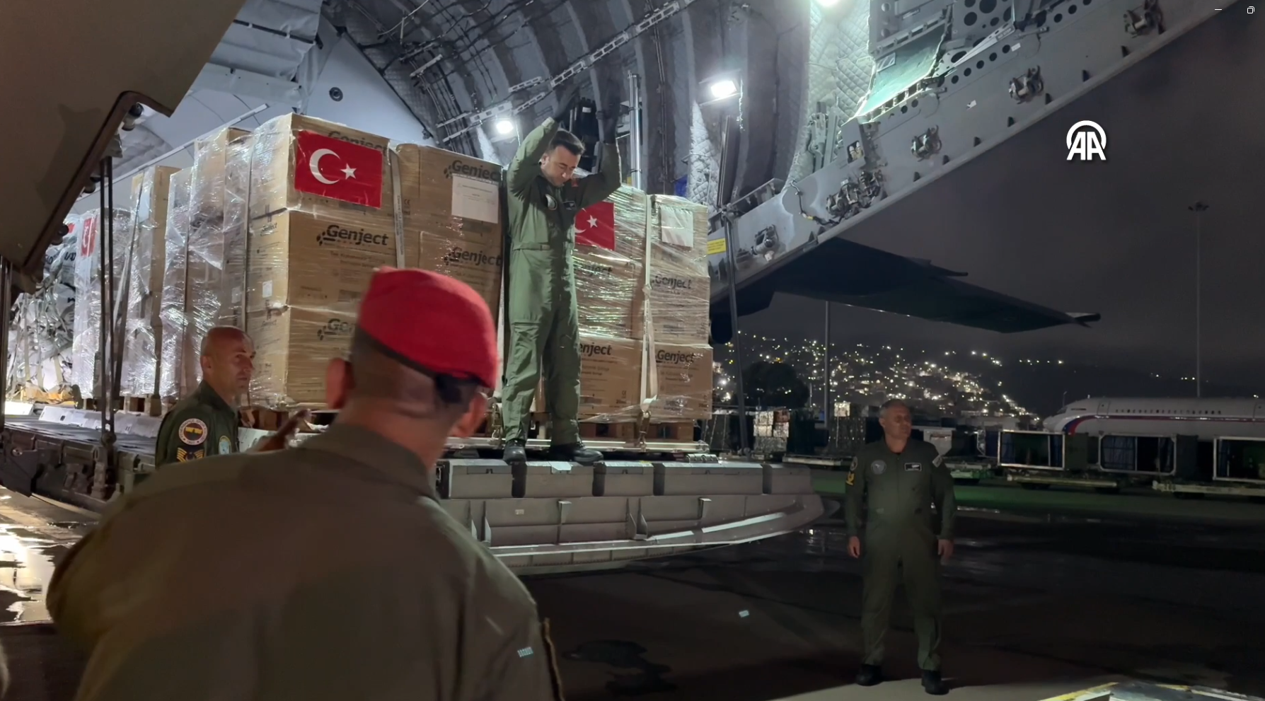 Türkiye’den Venezuela’ya 30 tonluk insani yardım