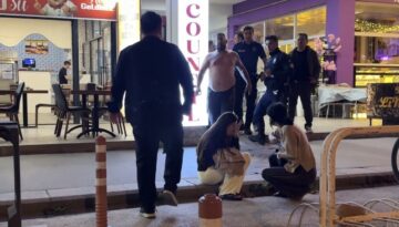 Tuvalet sırası yüzünden kavga eden şahıs ortalığı birbirine kattı