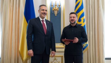 Ukrayna Devlet Başkanı Zelenski, Dışişleri Bakanı Fidan’a “İkinci Derece Liyakat Nişanı” verdi