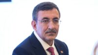 Yeni anayasa çalışmaları. Cumhurbaşkanı Yardımcısı Yılmaz: Hazırlıklarımızı büyük ölçüde tamamladık
