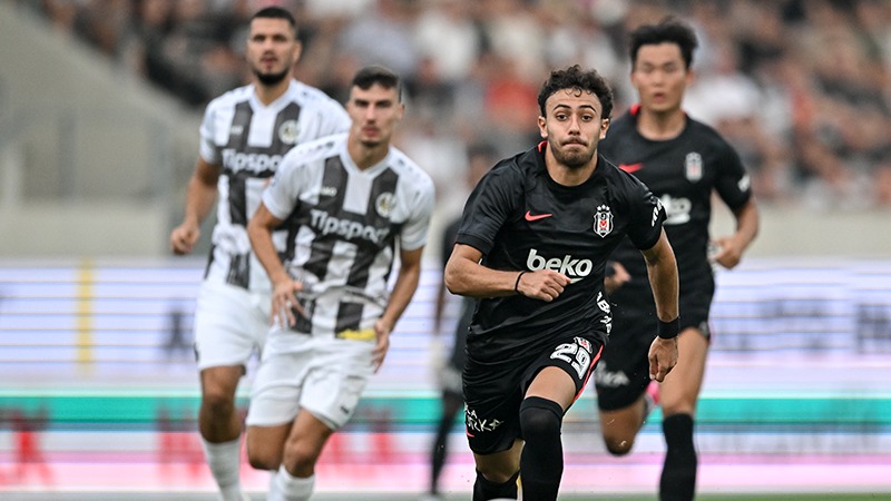 10 kişi kalan Beşiktaş, Hradec Kralove’yi mağlup etti ve avantajı kaptı