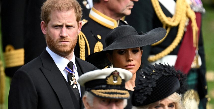 6 yıl sonra eve dönüyorlar. Harry ve Meghan’ın “Amerikan rüyası” kötü bitti