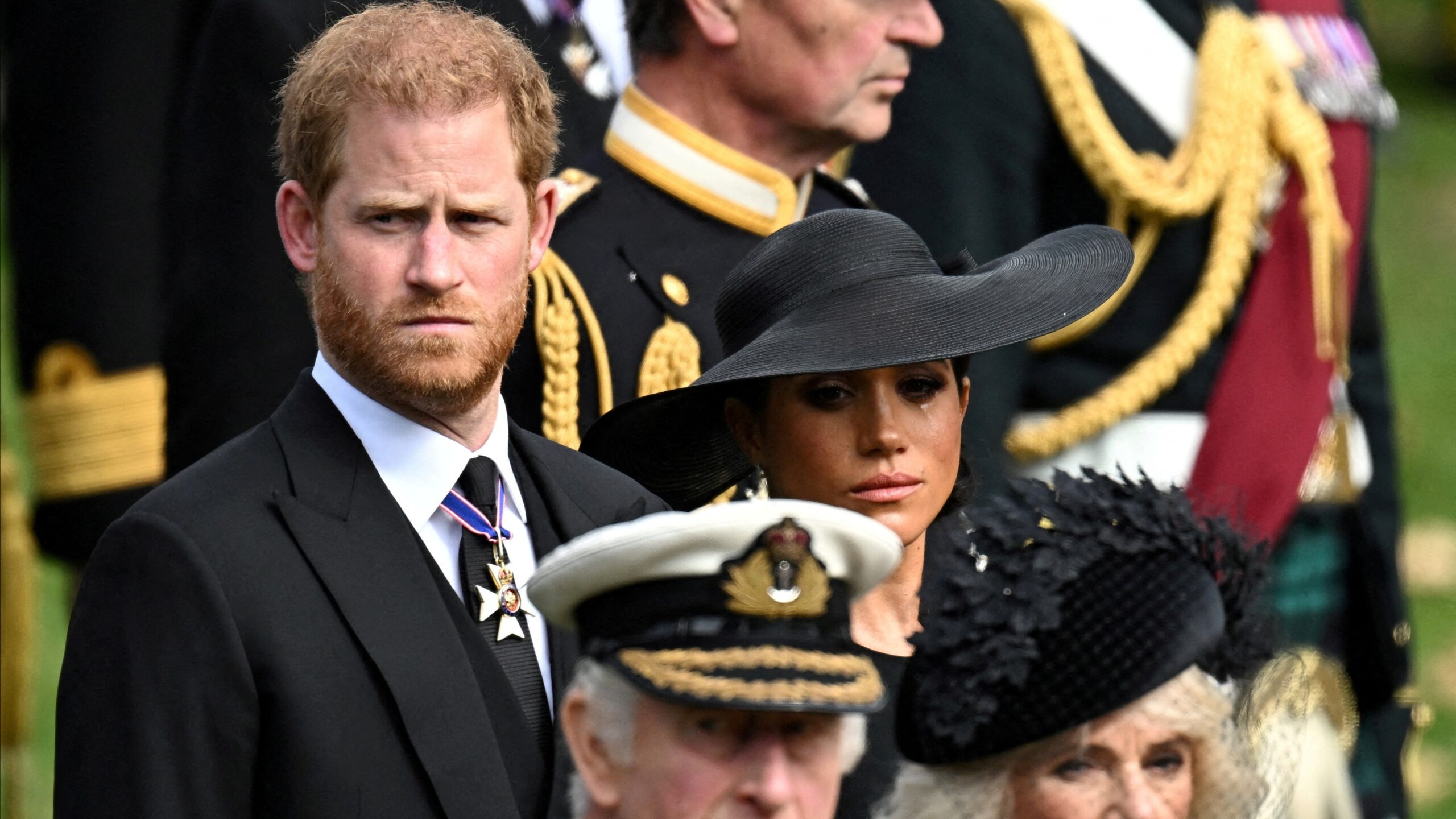 6 yıl sonra eve dönüyorlar. Harry ve Meghan’ın “Amerikan rüyası” kötü bitti