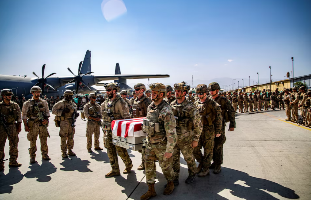 Afganistan’da ABD için savaştılar, bugün Yeşil Kart’larını kaybetmekten korkuyorlar