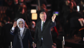 AK Parti 25. yaşını kutluyor. Cumhurbaşkanı Erdoğan: Çeyrek asrı devirmenin gururunu yaşıyoruz