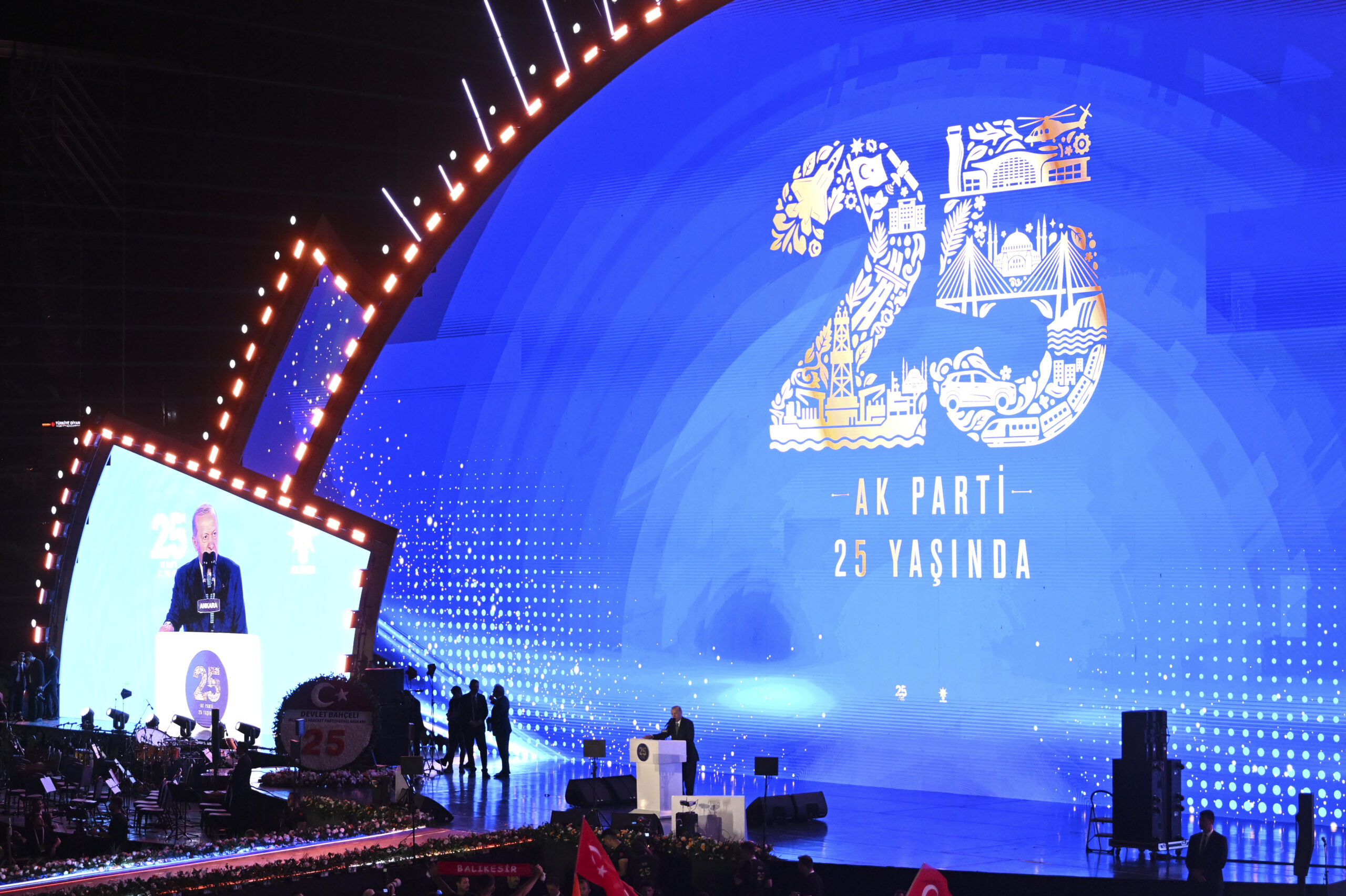 AK Parti 25. yıl vizyon belgesini açıkladı