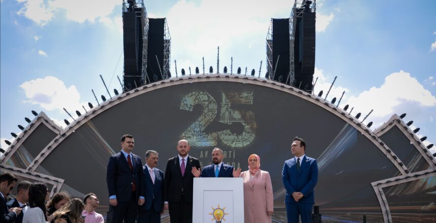 Ankara’da hazırlıklar tamamlandı. AK Parti mitingi için 100 bin kişiye davetiye gönderildi