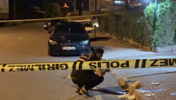 Baba-oğul arasında sigara parası kavgası. Birbirlerini bıçakla yaraladılar