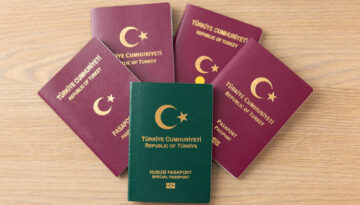 Bakan Çiftçi şartları açıkladı. Bu kişiler de yeşil pasaport alabiliyor