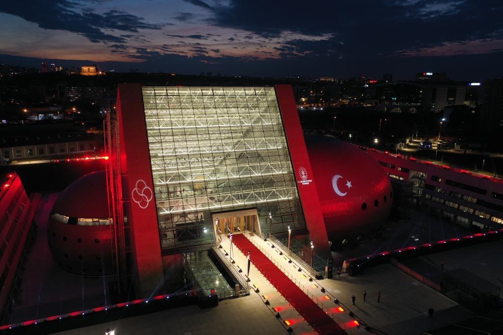 Bakan Ersoy CSO Ada Ankara’nın yeni sezon programını duyurdu. Sanat CSO Ada Ankara’da buluşuyor