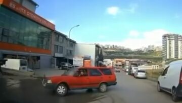 Başkentte trafikte araçlarıyla drift atan 11 kişi yakalandı