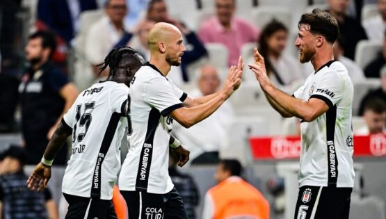 Beşiktaş taraftarı önünde sahaya çıkıyor. İlk 11’ler belli oldu