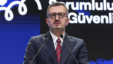 Burhanettin Duran’dan İsrail’e tepki: “Netanyahu’nun oyunlarına gelmeyeceğiz”