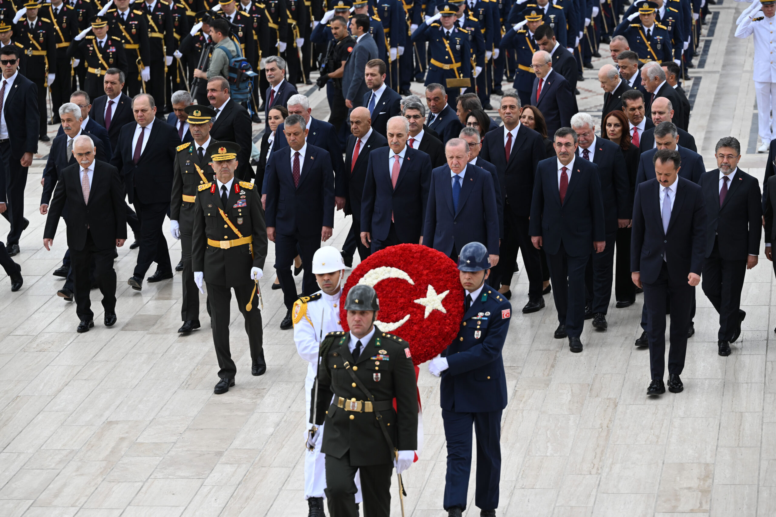 Cumhurbaşkanı Erdoğan: 104 yıl önce olduğu gibi menfur planlara müsaade etmiyoruz