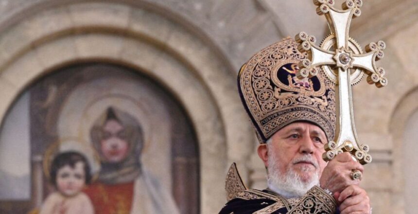 Ermenistan’da kilise ile hükümet arasındaki kavga mahkemeye taşındı