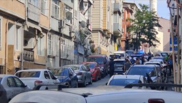 Fatih’te aile faciası: Emekli polis eşini ve çocuğunu öldürdü