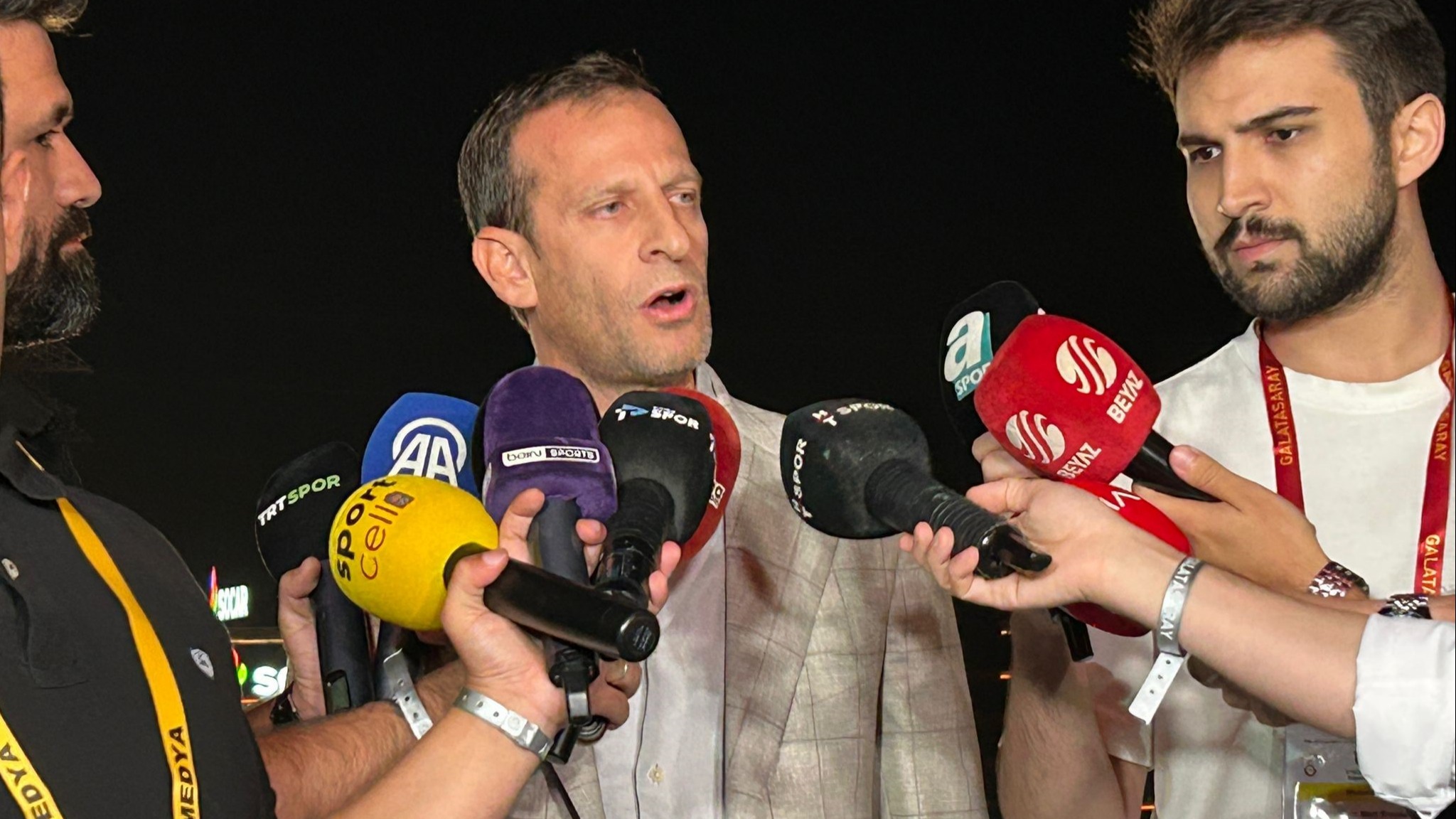 George Gardi: Rafael Leao büyük tekliflere rağmen Galatasaray’ı seçti