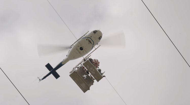 Giresun’da helikopter düştü: Ekipler bölgeye sevk edildi