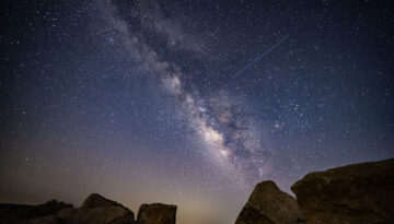 Gökyüzünde görsel şölen. Perseid meteor yağmuru geceyi aydınlattı