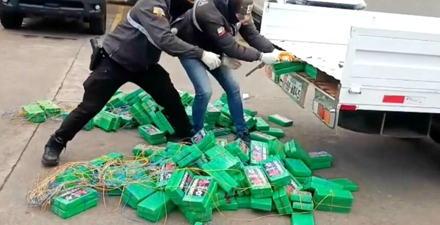 Haaland fotoğraflı sevkiyata polis baskını