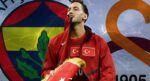 Hakan Çalhanoğlu’ndan Galatasaray ve Fenerbahçe cevabı. “Başkanlarla konuşuyorum”